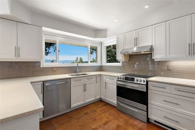 3 of 36 - 10938 Prentice Pl, North Saanich, BC
