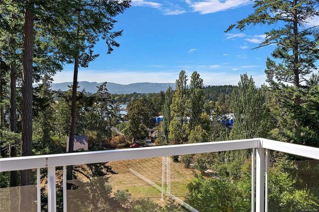 4 of 36 - 10938 Prentice Pl, North Saanich, BC
