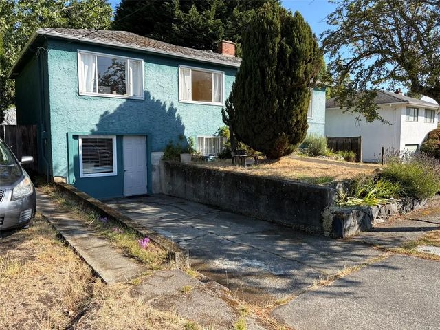 3 of 22 - 1618 Richardson St, Victoria, BC