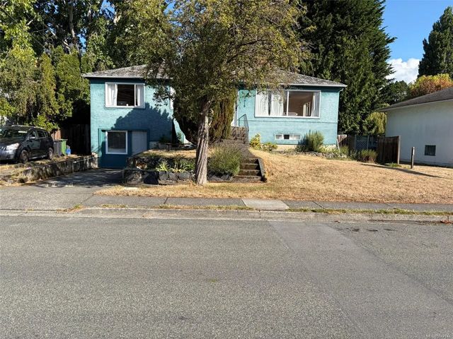 4 of 22 - 1618 Richardson St, Victoria, BC