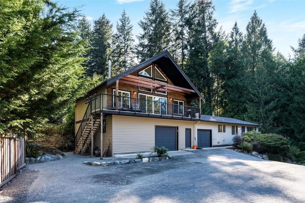 1333 Copper Mine Rd, Sooke