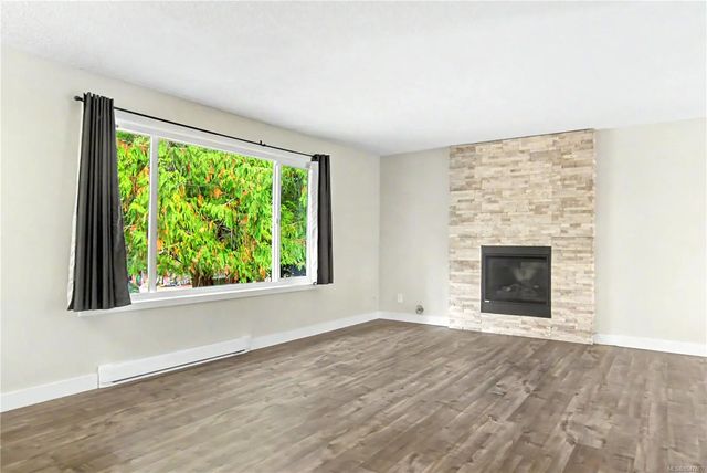 5 of 32 - 5849 Sunset Rd, Nanaimo, BC