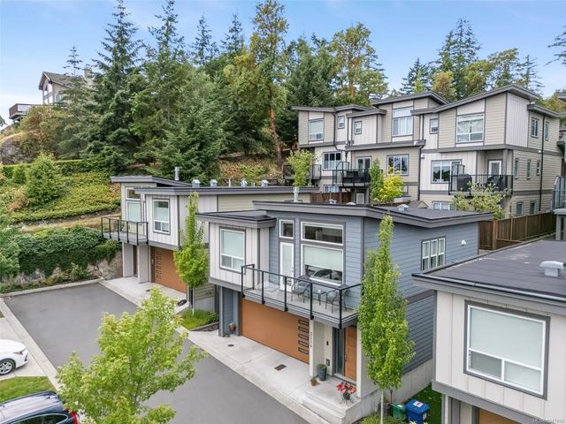 2 of 35 - 2116 Echo Valley Crt, Langford, BC