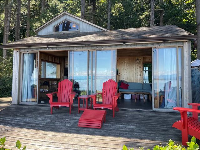 2 of 20 - 628 Wa Wa Kie Rd, Quadra Island, BC