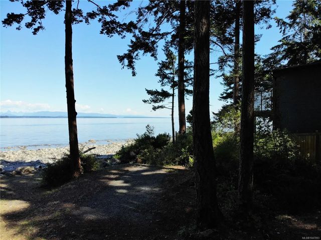 3 of 15 - 624 Wa Wa Kie Rd, Quadra Island, BC