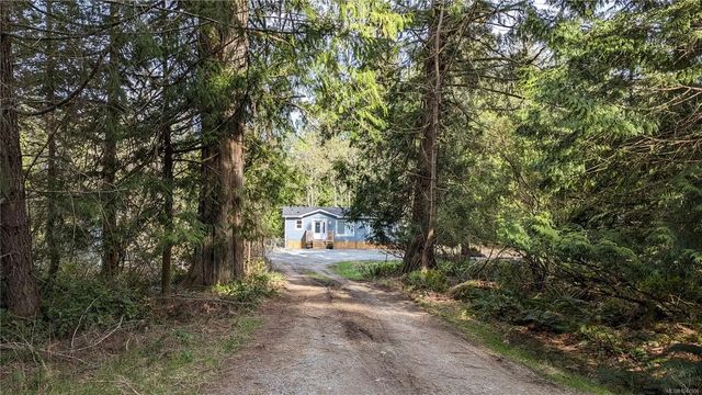 2 of 40 - 1040 Conville Rd, Gabriola Island, BC