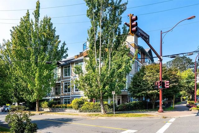 2 of 27 - 611 Goldstream Ave 211, Langford, BC