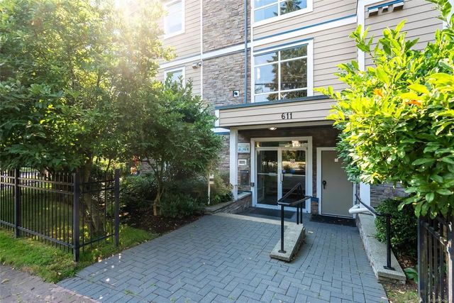 3 of 27 - 611 Goldstream Ave 211, Langford, BC