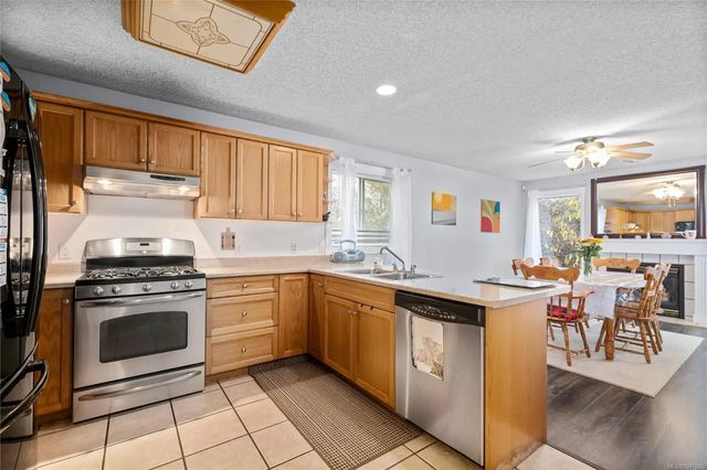 4 of 35 - 632 Howard Ave, Nanaimo, BC