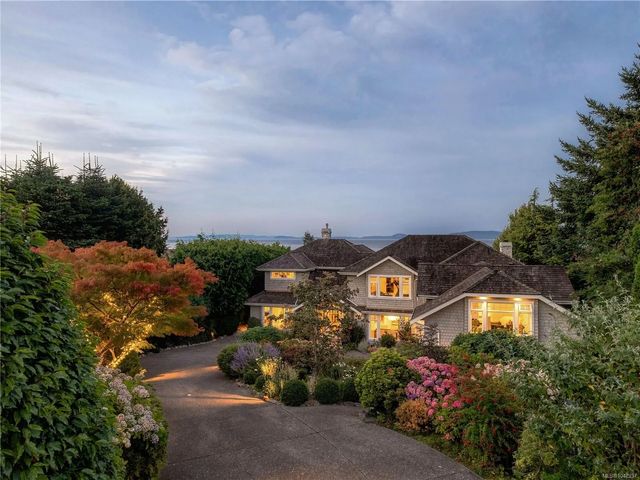 3 of 68 - 2924 Mt. Baker View Rd, Saanich, BC