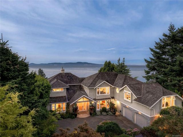 4 of 68 - 2924 Mt. Baker View Rd, Saanich, BC