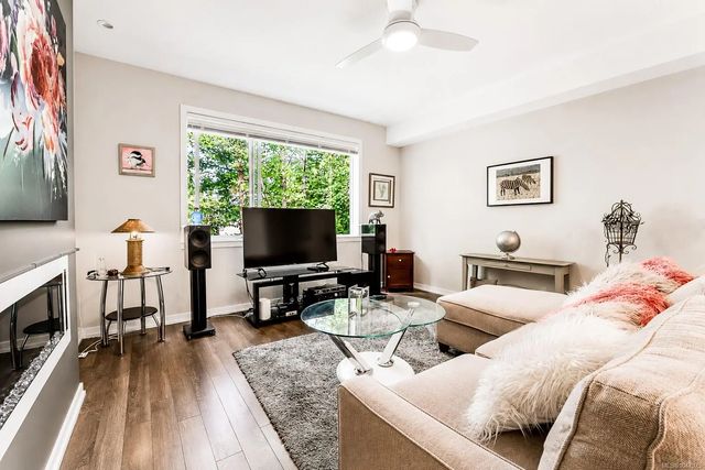 4 of 57 - 694 Hoylake Ave 112, Langford, BC