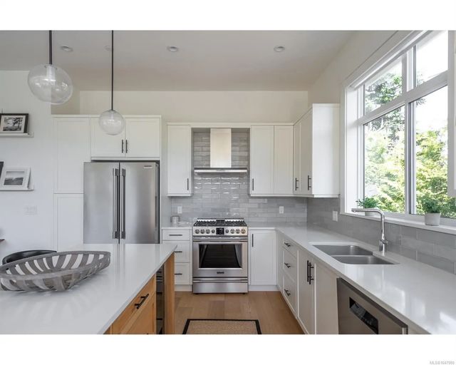 4 of 53 - 846 Ackerman Rd 11, French Creek, BC
