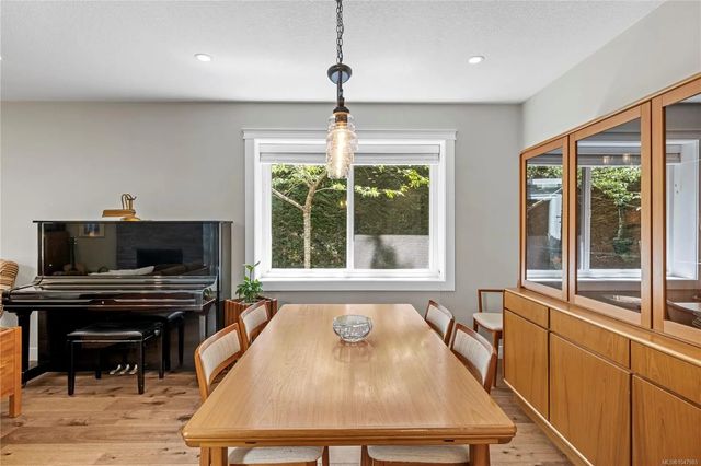 3 of 45 - 683 Gaetjen St, Parksville, BC