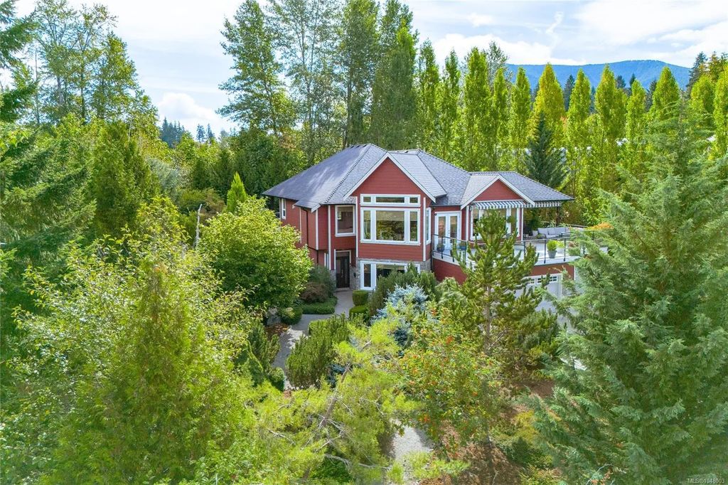 243 Tal Rd, Lake Cowichan