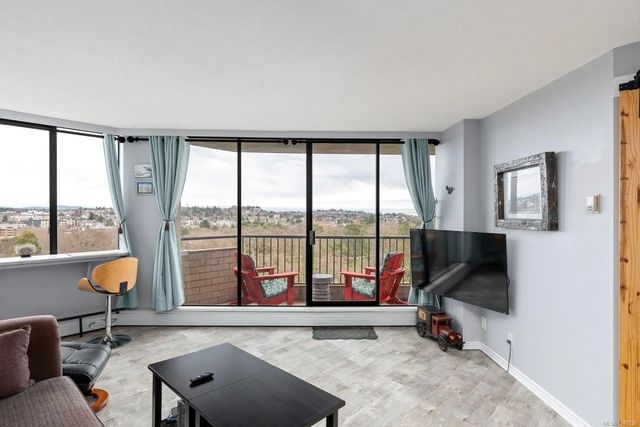 4 of 27 - 620 Toronto St 1407, Victoria, BC