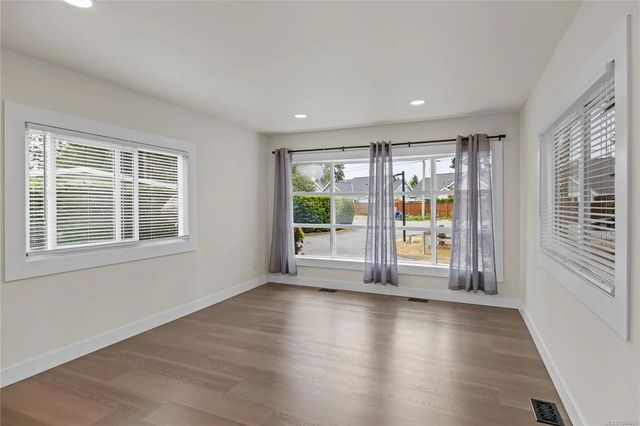3 of 53 - 1247 Arbutus Rd 66, Parksville, BC