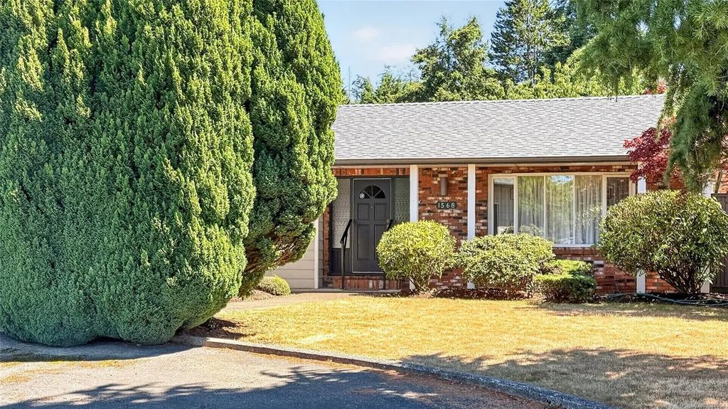 1568 Marine Cir, French Creek