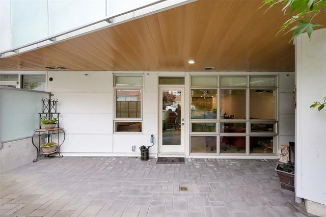4 of 37 - 881 Short St 103, Saanich, BC
