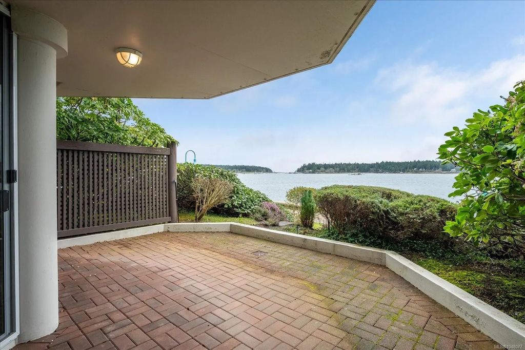 150 Promenade Dr 110, Nanaimo