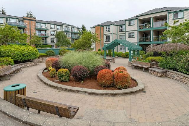 2 of 37 - 898 Vernon Ave 108, Saanich, BC