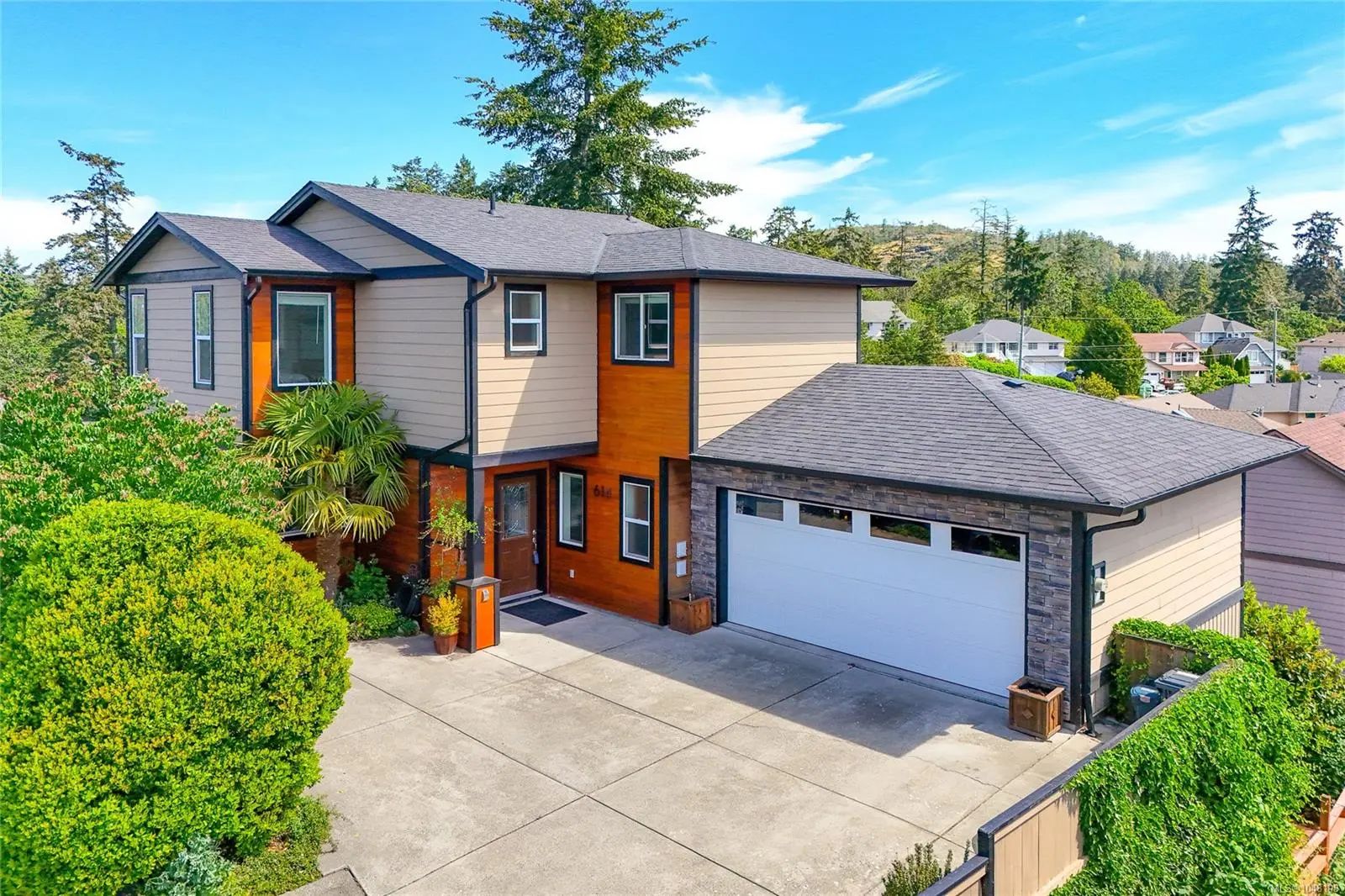 Langford Real Estate - MLS # 1048108, Residential real estate for Sale in , MLS Listings # 1048108