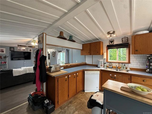 4 of 19 - 5250 Beaver Harbour Rd 62, Port Hardy, BC