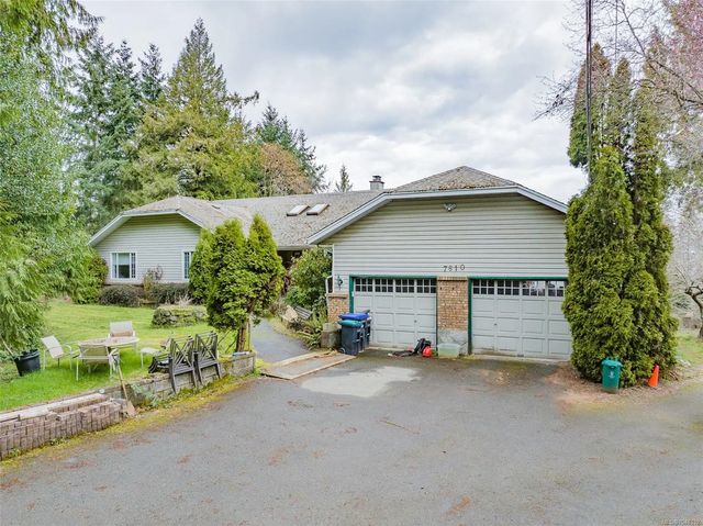 4 of 61 - 7810 Aats Rd, Lantzville, BC