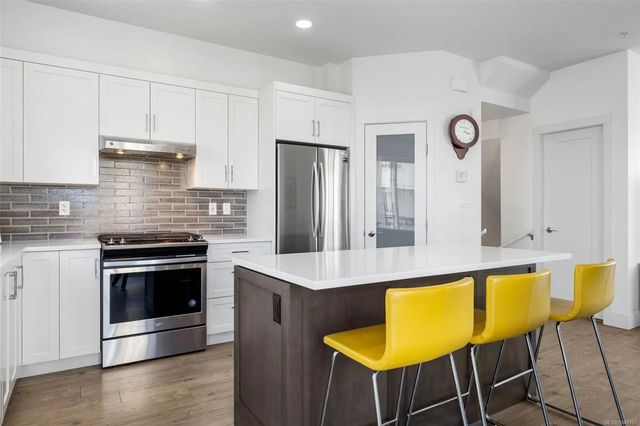4 of 34 - 370 Latoria Blvd 52, Colwood, BC