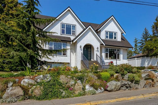3 of 65 - 600 Judah St, Saanich, BC