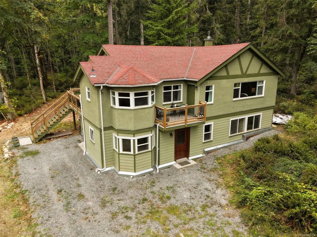 7775 Cowichan Lake Rd, Lake Cowichan