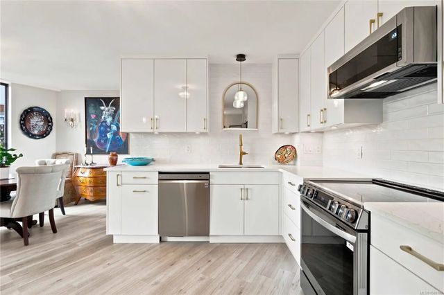 3 of 63 - 225 Belleville St 107, Victoria, BC