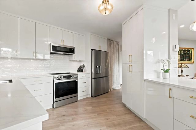 5 of 63 - 225 Belleville St 107, Victoria, BC