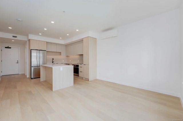 5 of 36 - 3564 A Ryder Hesjedal Way 212, Colwood, BC