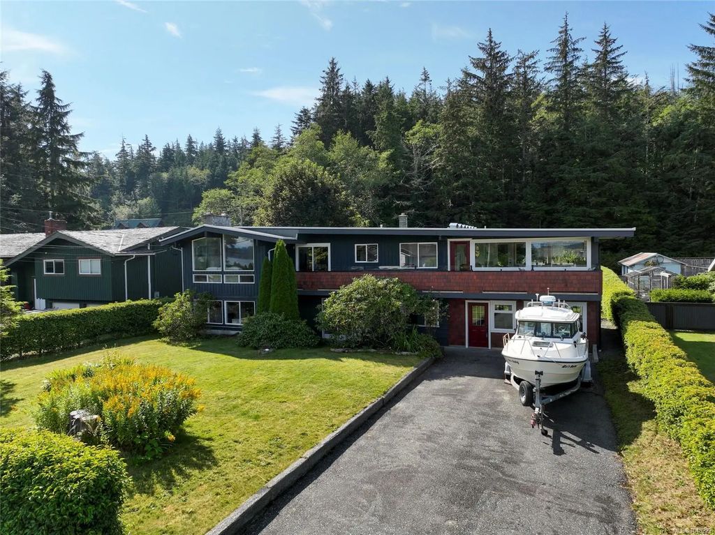 6420 Chatham Ave, Port Hardy
