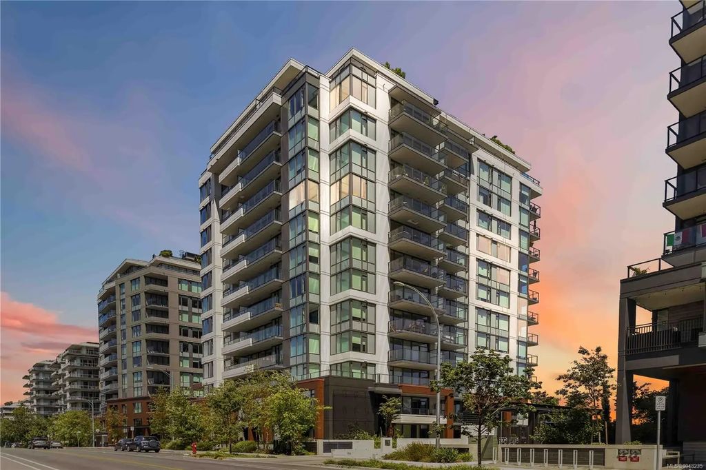 363 Tyee Rd 901, Victoria