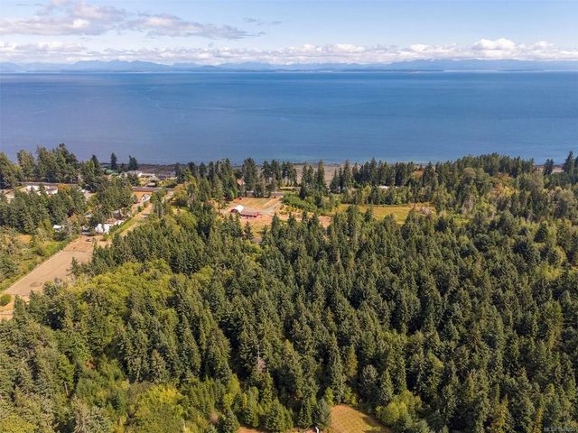 5 of 54 - 4114 Island Hwy S, Campbell River, BC