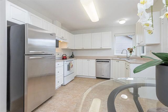 4 of 53 - 339 Rheumer Cres, Parksville, BC