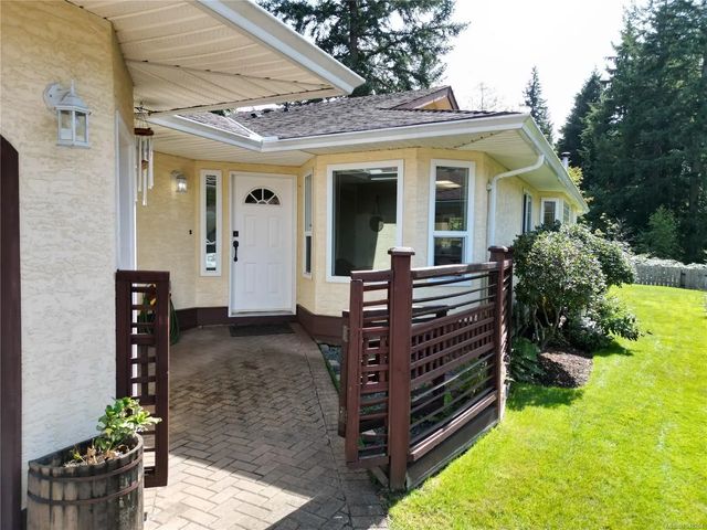 2 of 30 - 605 Rockland Rd 19, Campbell River, BC