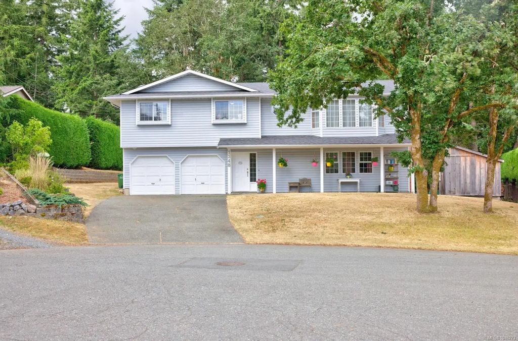 1348 Oakwood Pl, Duncan