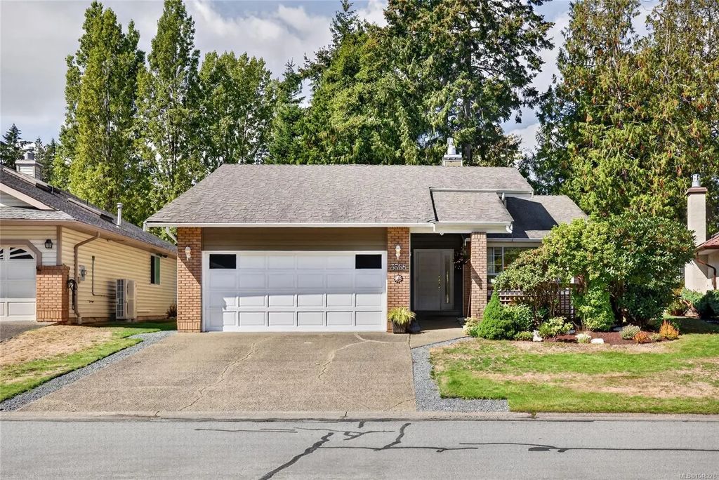 3568 Arbutus Dr S, Cobble Hill