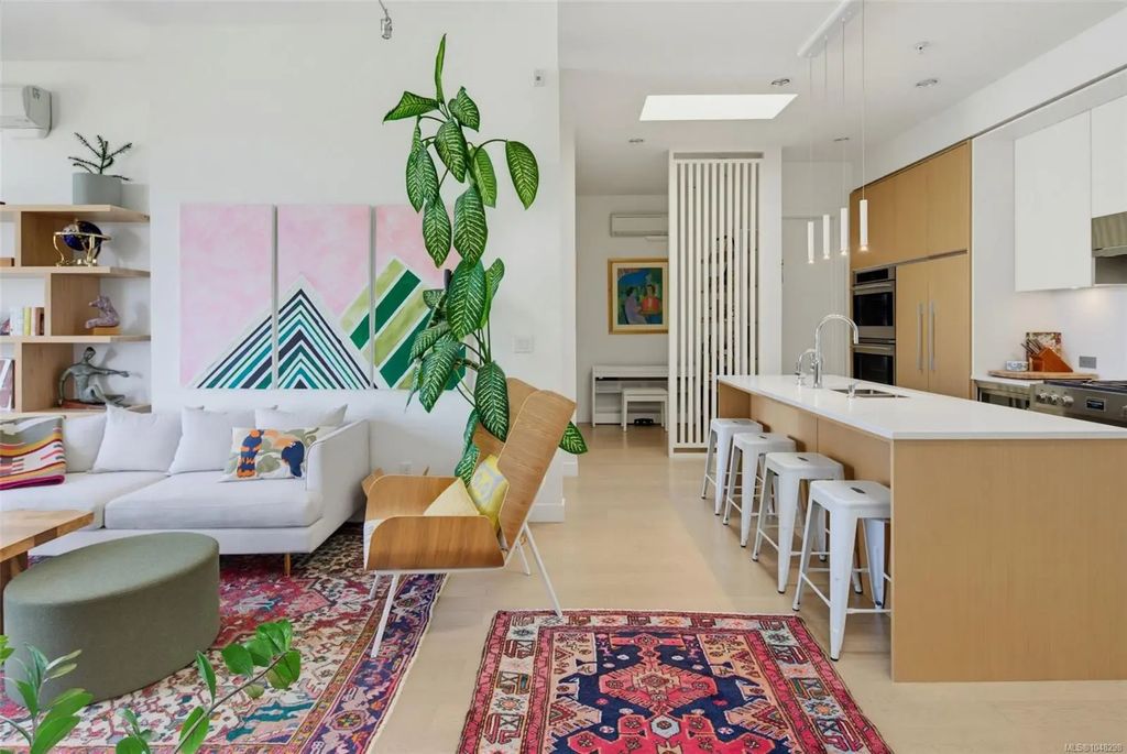 1033 Cook St Ph5, Victoria