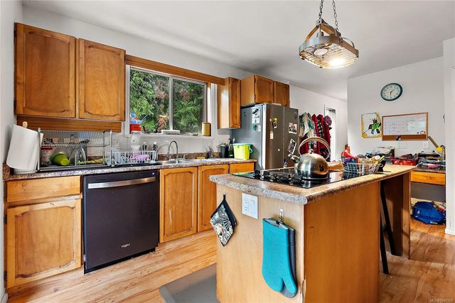 3 of 42 - 2344 Damascus Rd, Shawnigan Lake, BC