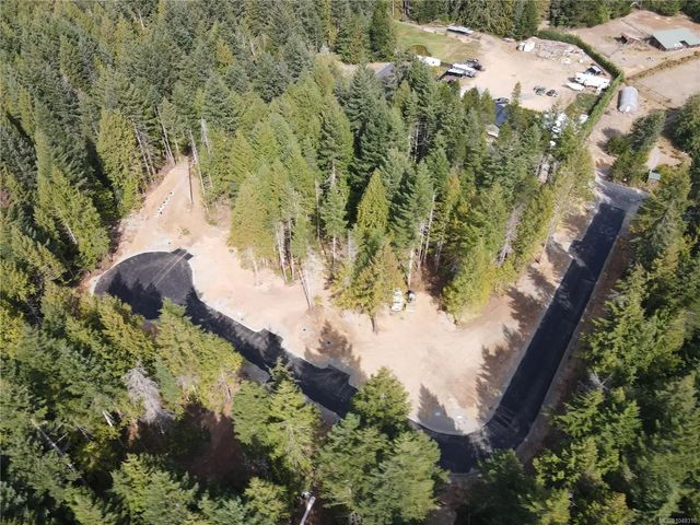 3 of 11 - Sl6 Essex Way, Qualicum Beach, BC