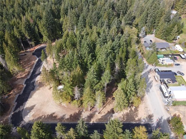 5 of 11 - Sl6 Essex Way, Qualicum Beach, BC