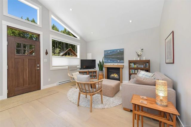 4 of 40 - 3822 Trailhead Dr, Sooke, BC