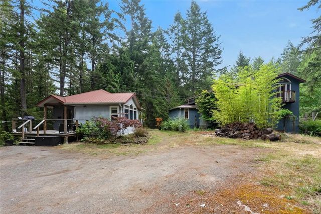 3319 Decourcy Dr, Nanaimo