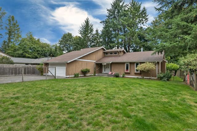 2 of 46 - 8930 Mclarey Ave, Black Creek, BC