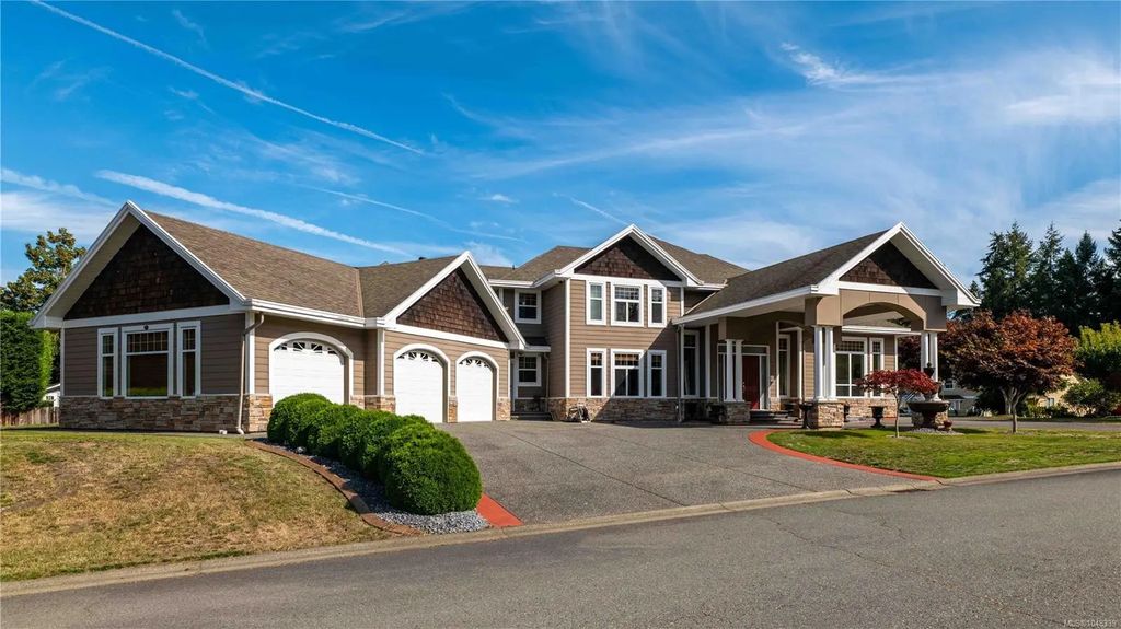6797 Hampton Pl, Duncan
