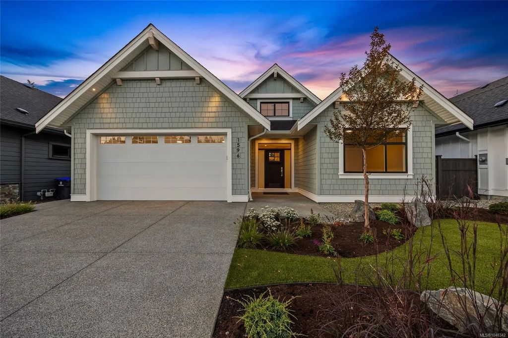 1596 Crown Isle Blvd, Courtenay